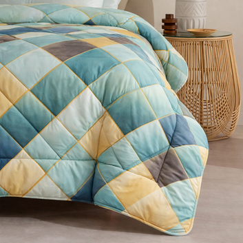 7 Pcs Quilted Comforter Set 420